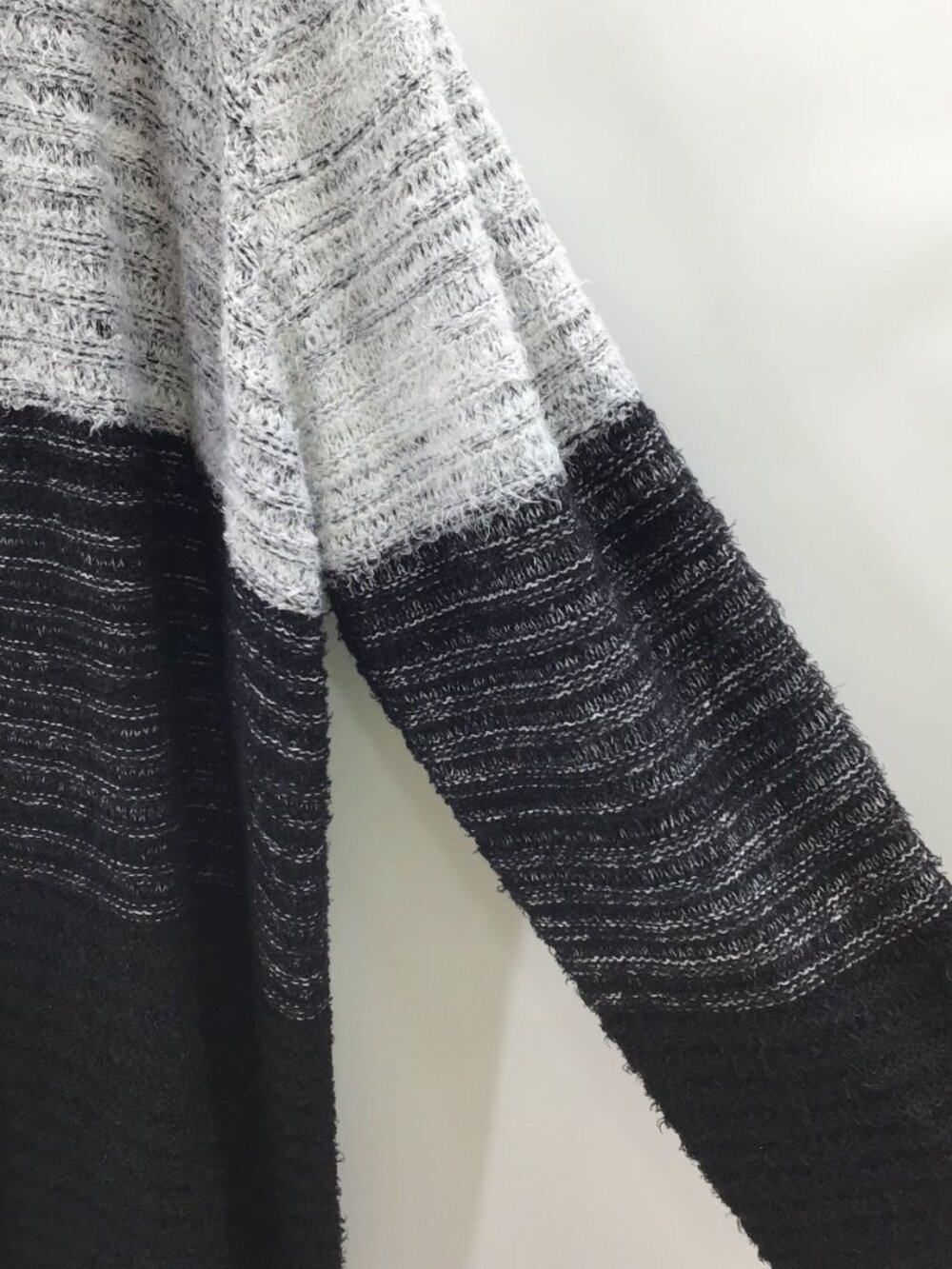 Women's 3X 30/32 Eyelash Sweater Ombre Marled Black & White Cardigan Duster SOFT - Picture 5 of 8
